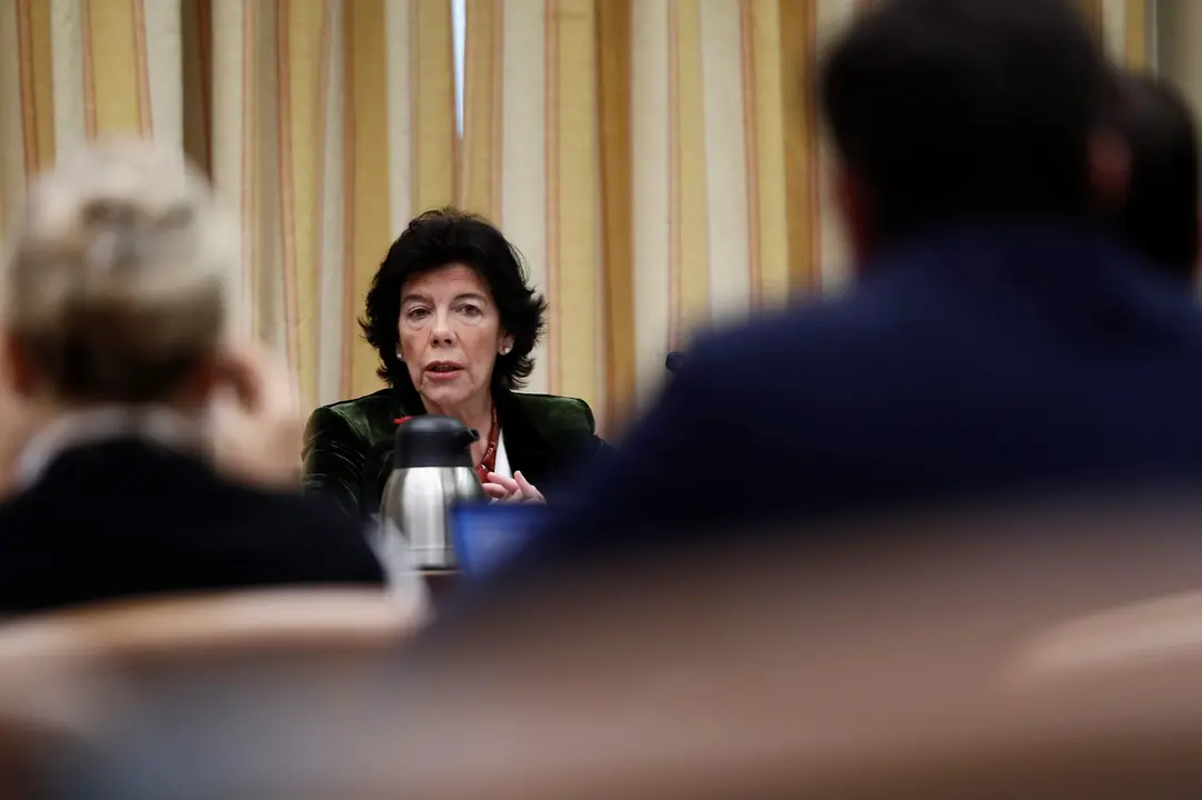 La ministra Celáa, en la comisión de Educación. MARISCAL