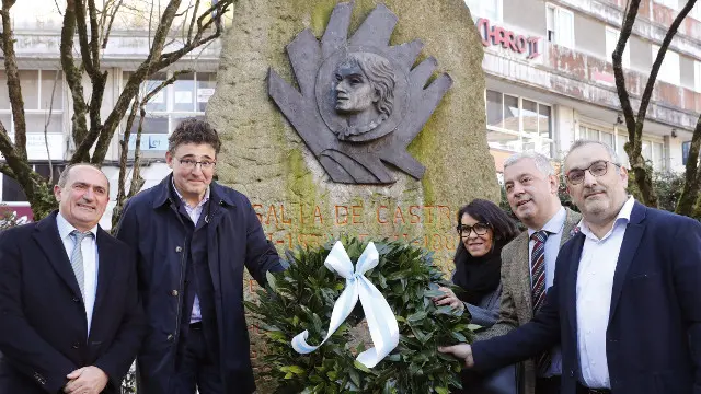 Ofrenda realizada en Santiago. LAVANDEIRA JR (EFE)
