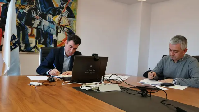 O conselleiro de Cultura, Román Rodríguez, e o secretario xeral de Política Lingüística, Valentín García. XUNTA