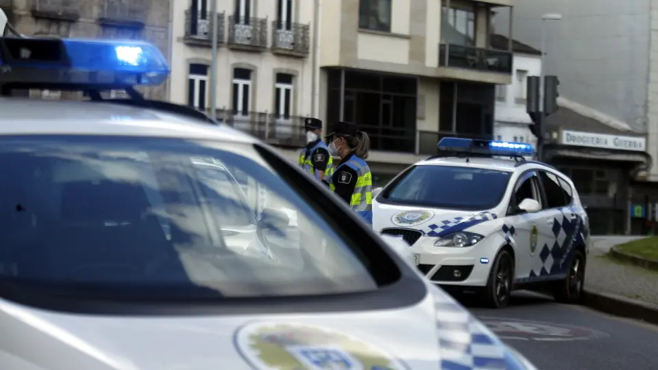 Control de la Polic&iacute;a Local en Lugo.