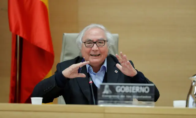 Generated by  IJG JPEG Library