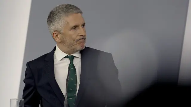 O ministro do Interior, Fernando Grande-Marlaska, este martes en rolda de prensa. BALLESTEROS (EFE)