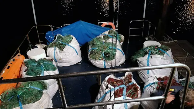 Material intervenido por Gardacostas. XUNTA