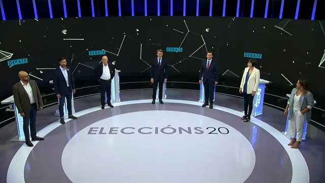 Os políticos que interviñeron no debate. EP
