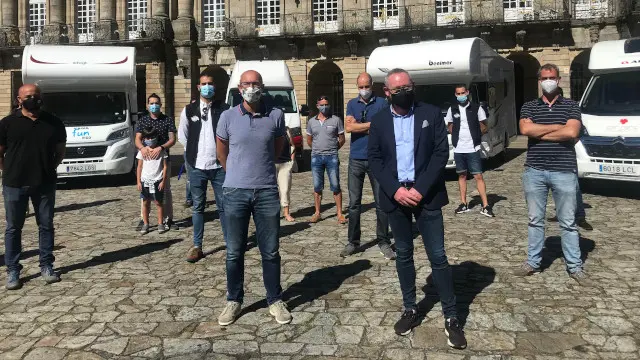 Generated by  IJG JPEG Library