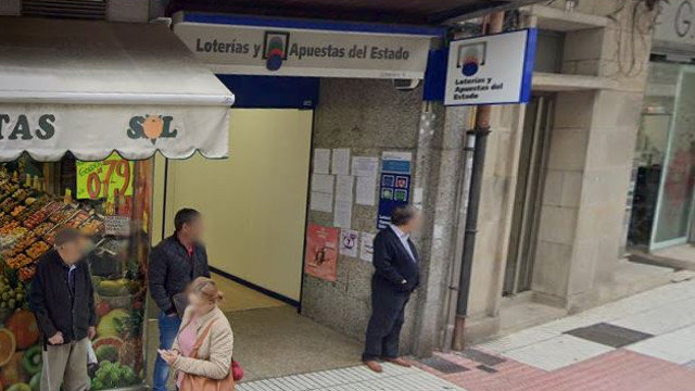 Administración de Loterías número 4 de Vilagarcía de Arousa, en la Rúa San Roque. GOOGLE MAPS