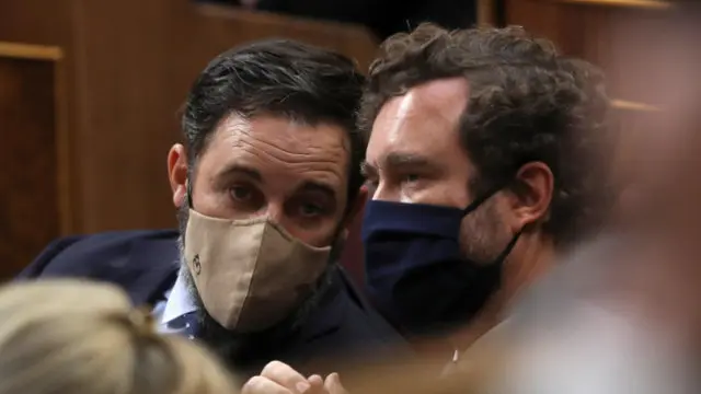 Abascal e Espinosa de los Monteros, no Congreso. KIKO HUESCA (Efe)