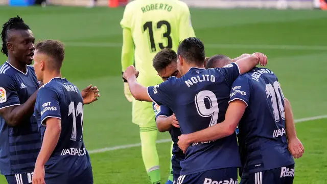 El Celta celebra el gol de Aspas. R. GARCÍA