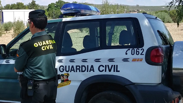 Una patrulla de la Guardia Civil. EFE