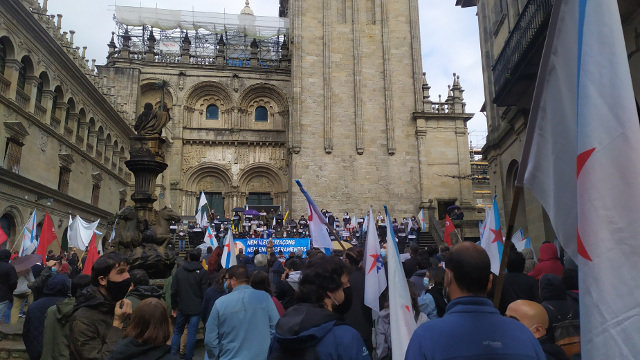 Participantes na manifestación contra a operación Jaro. EP