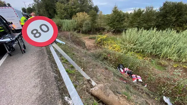 La moto accidentada en Salvaterra. SXENICK