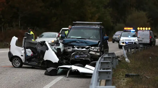 Os dous vehículos implicados no accidente. SXENICK (EFE)