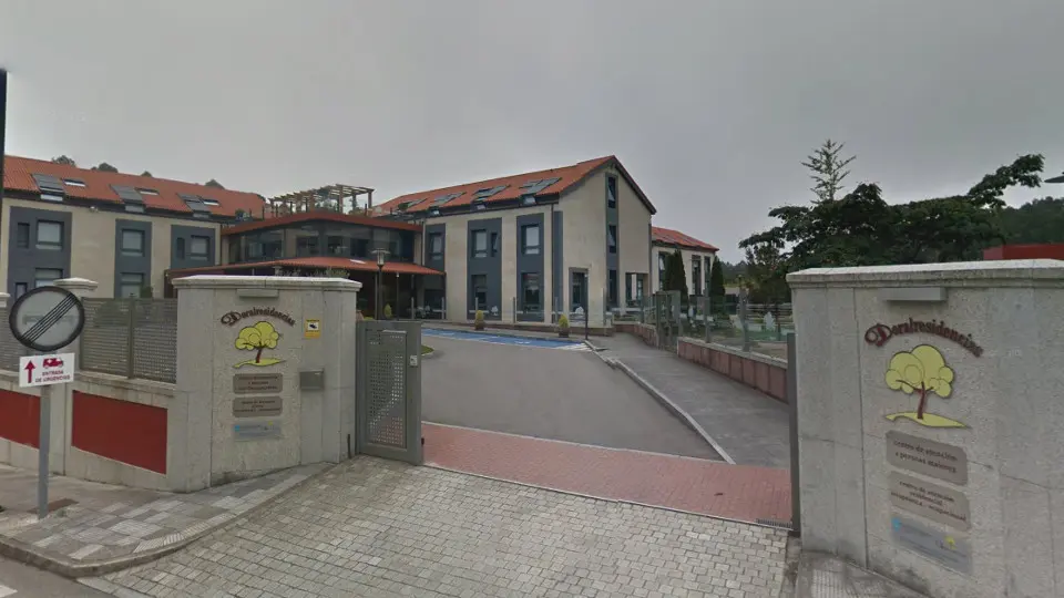 Entrada del centro Doral Residencias de Mos. GSV