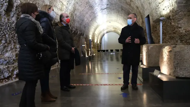 El consejero de Cultura de Castilla y León y el alcalde de Astorga, este miércoles. JUNTA