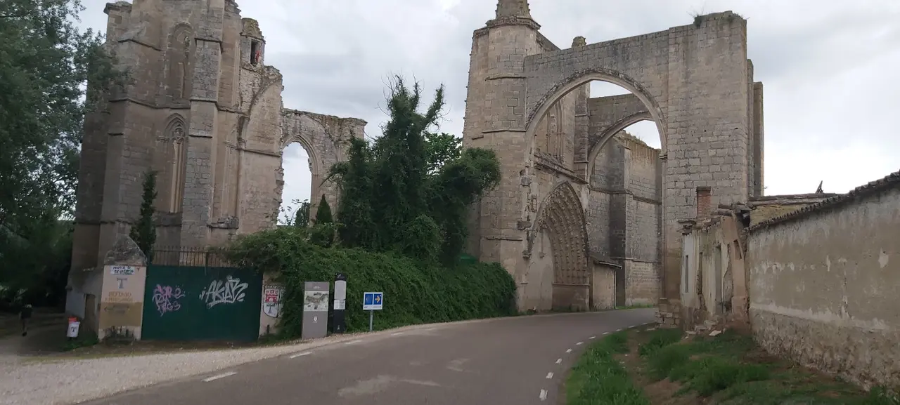 Ruinas del Monasterio de San Antón. Castrojeriz. J.L.