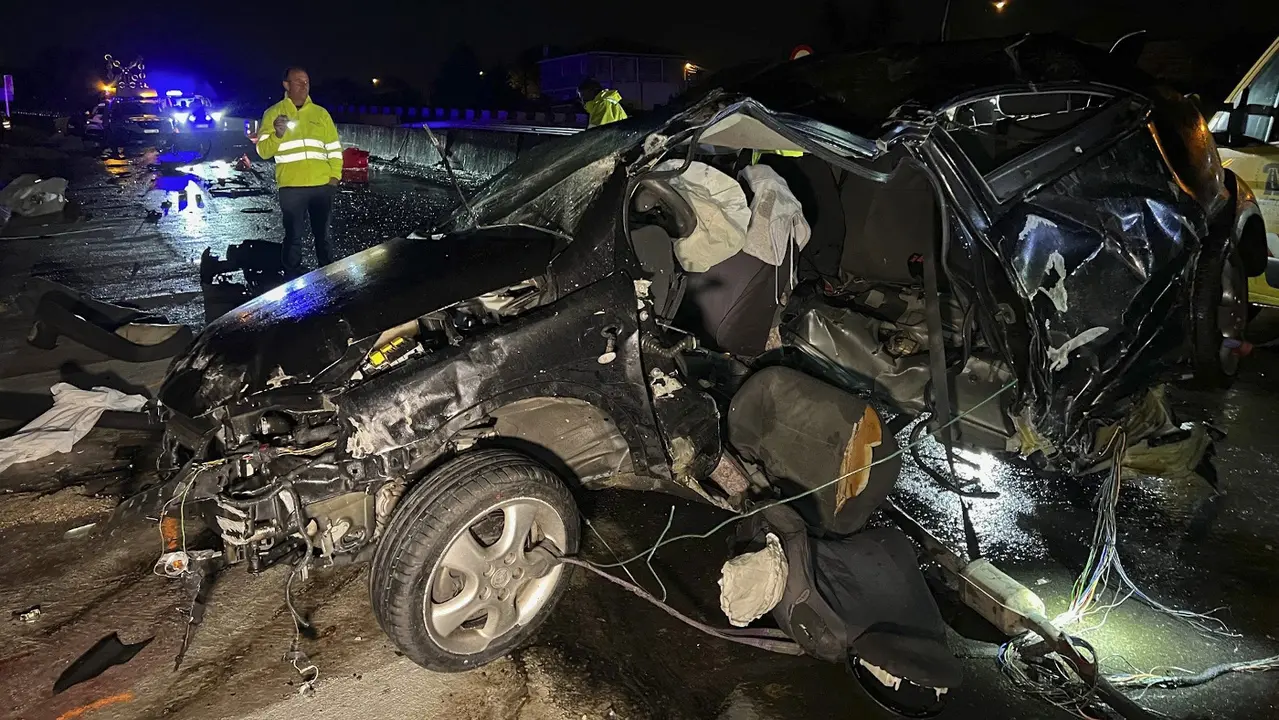 Un accidente de tráfico en la A-55 en Tui. ARCHIVO