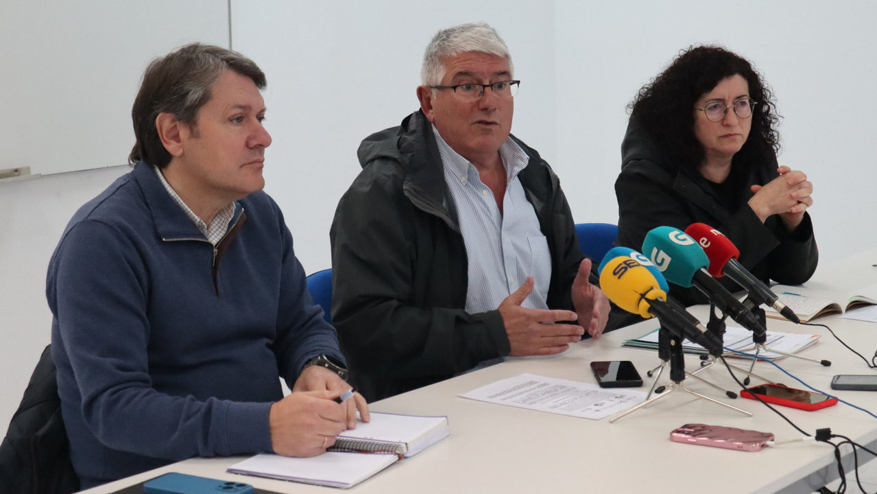 Representantes de Asaga, Unións Agrarias y Sindicato Labrego Galego. EP