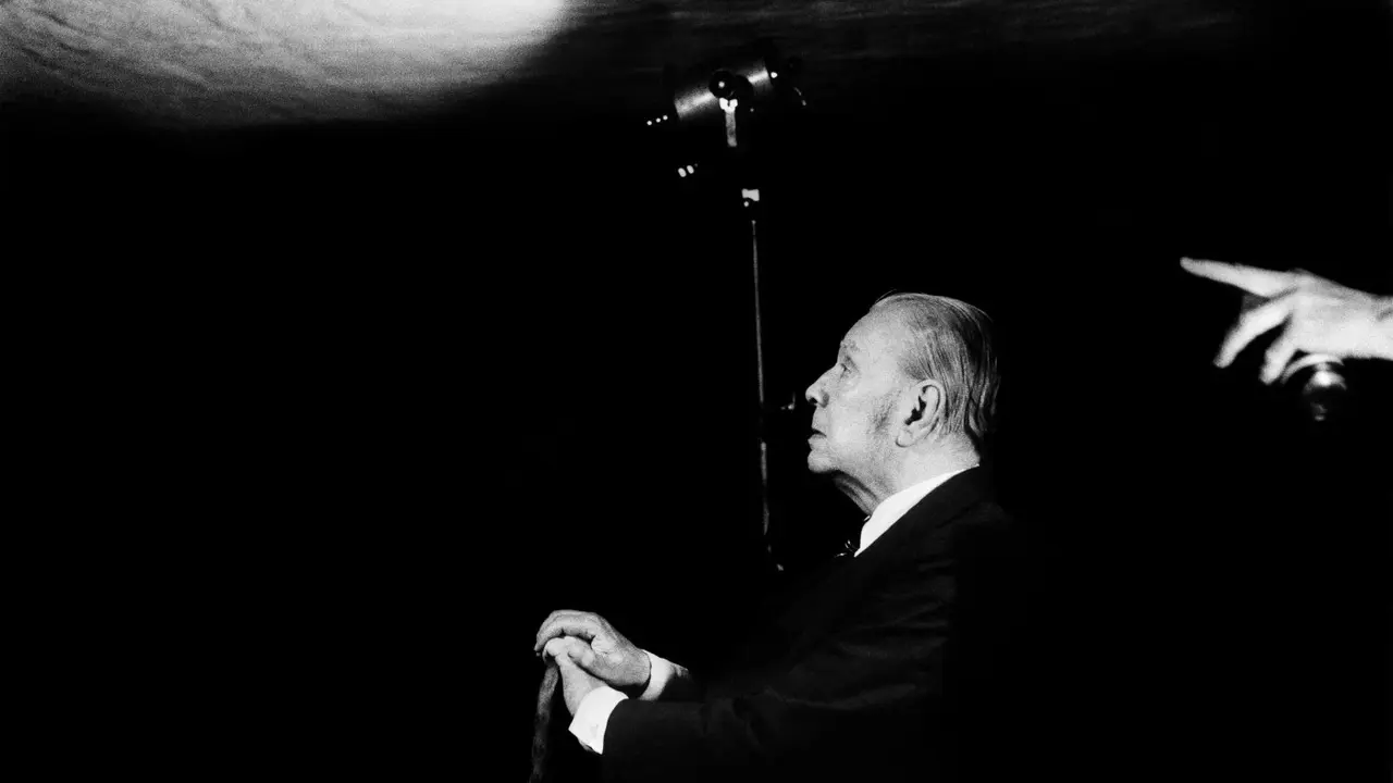 Generated by  IJG JPEG Library
Generated by  IJG JPEG Library