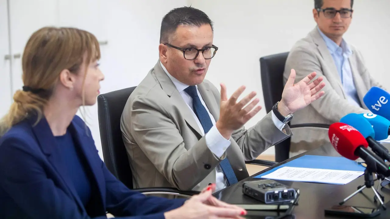 El conselleiro de Emprego, Comercio e Emigraci&oacute;n, Jos&eacute; Gonz&aacute;lez.