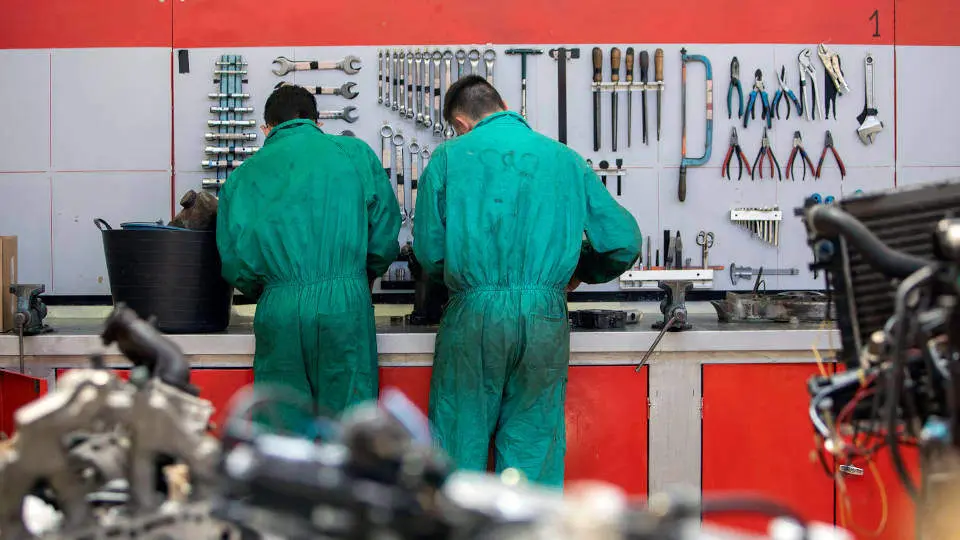 Dos alumnos de un ciclo de Formaci&oacute;n Profesional en Galicia. EP