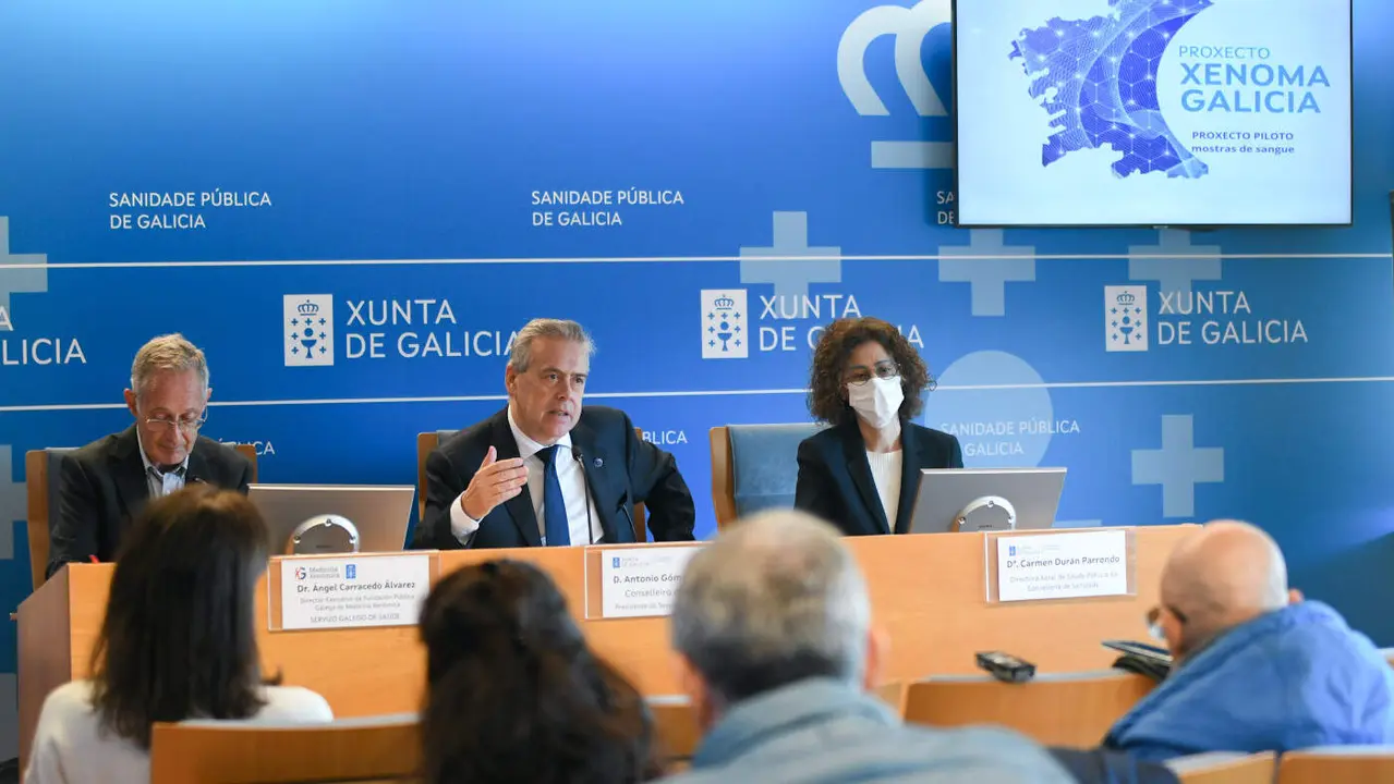 Carracedo, Gómez Caamaño y Durán, en la presentación del Proxecto Xenoma