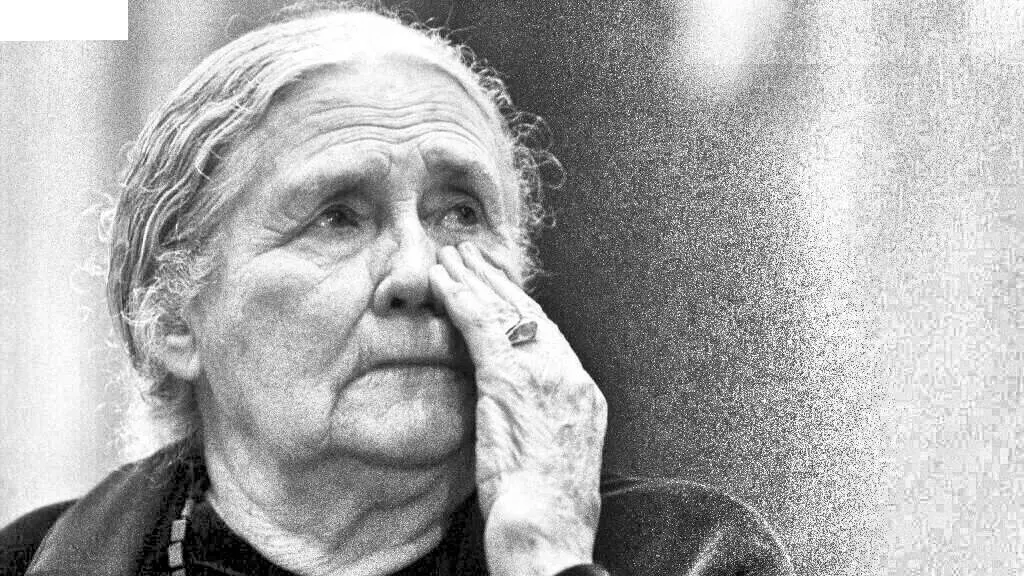 Doris Lessing. TÁBOA REDONDA