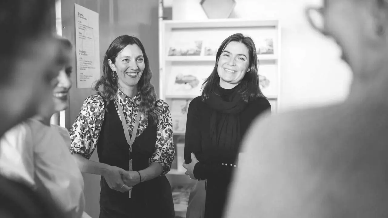 As editoras de Apiario. AIGI BOGA