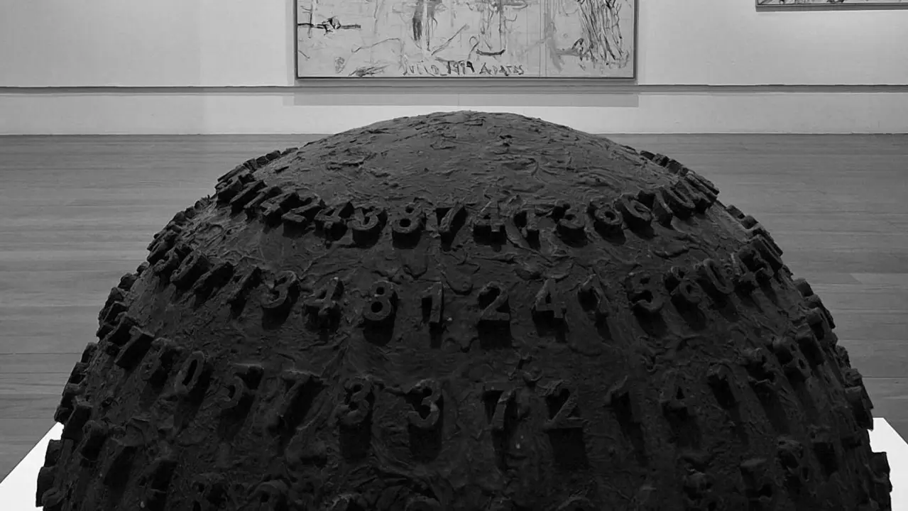 Peza da exposición. J. CERVERA