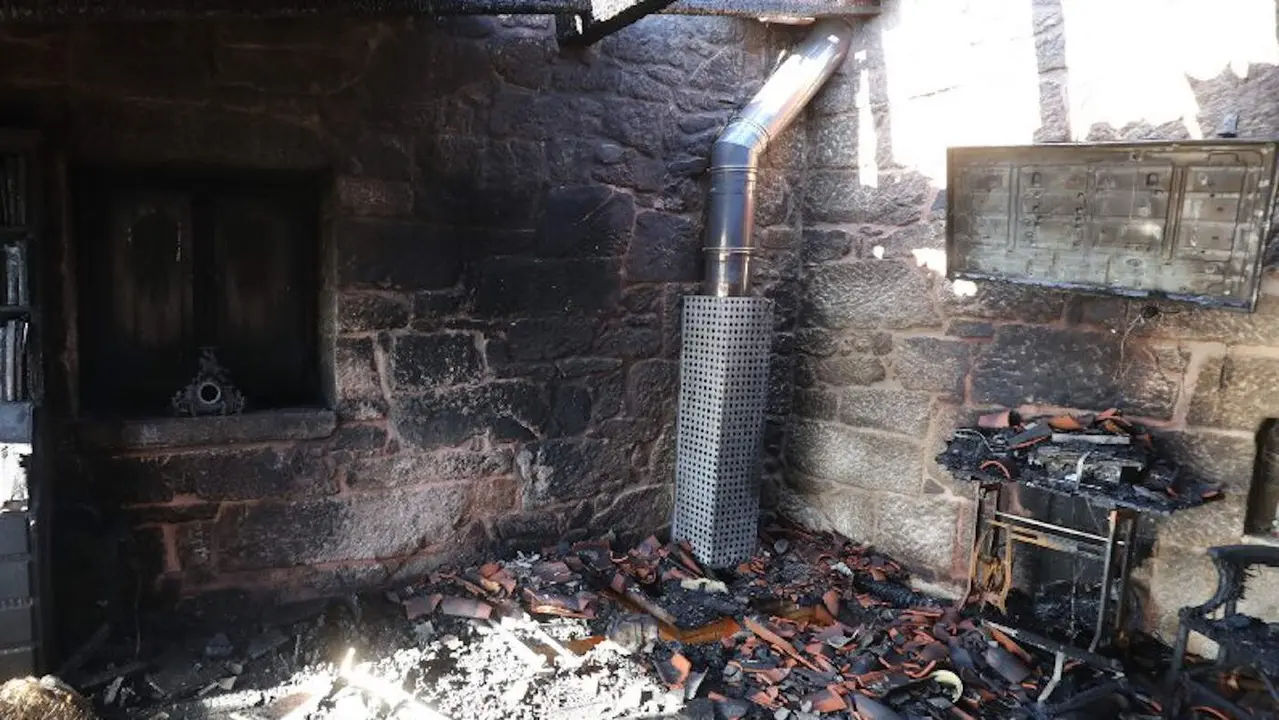 Vivienda incendiada.DP