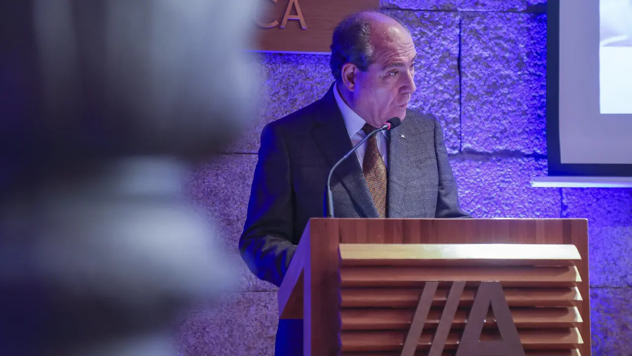 Un momento durante el acto en Santiago. NACHO SANTÁS (AGN)