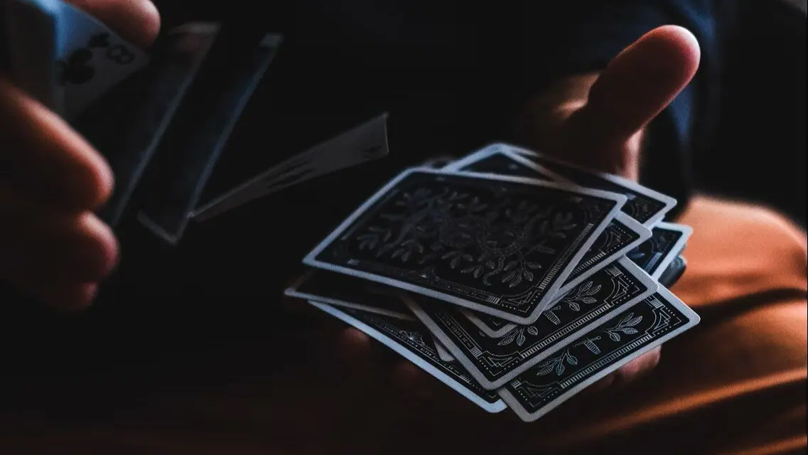 photo-1506362802973-bd1717de901c