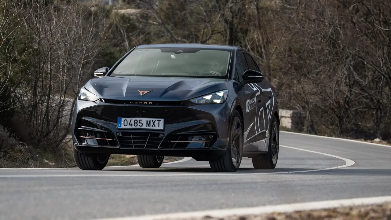 Nuevo-CUPRA-Tavascan-Endurance-Diseno-prestaciones-y-maxima-eficiencia-con-hasta-569-km-de-autonomia_04_HQ