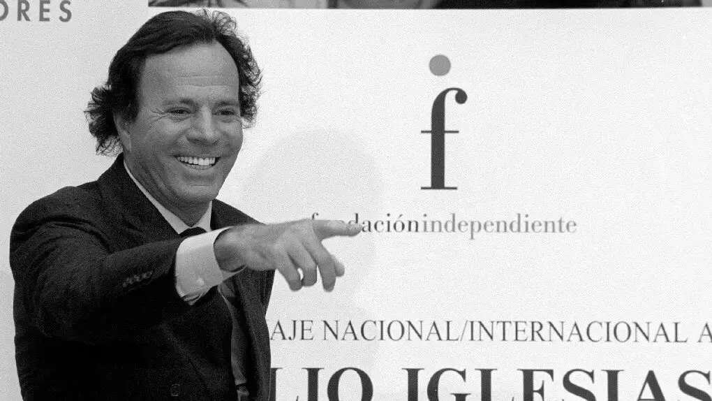 Julio Iglesias. AEP