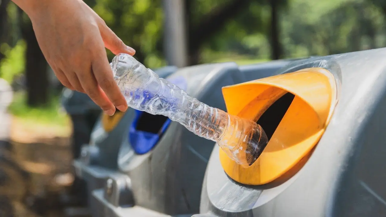 Contenedores de residuos. EUROPA PRESS