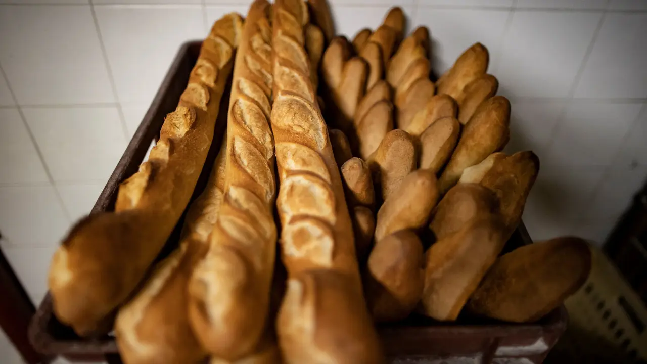 Barras de pan. IAN LANGSDON