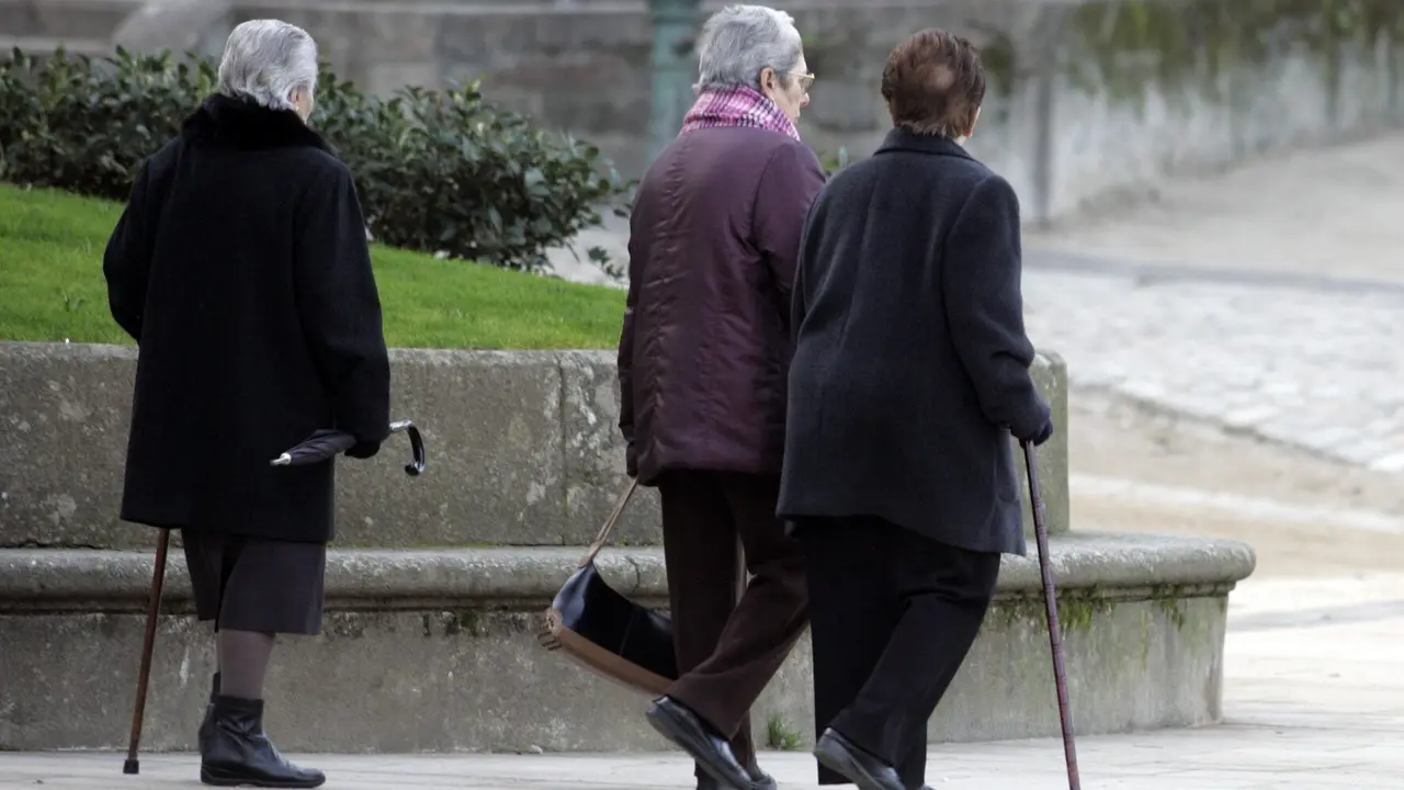 Mujeres jubiladas. AEP