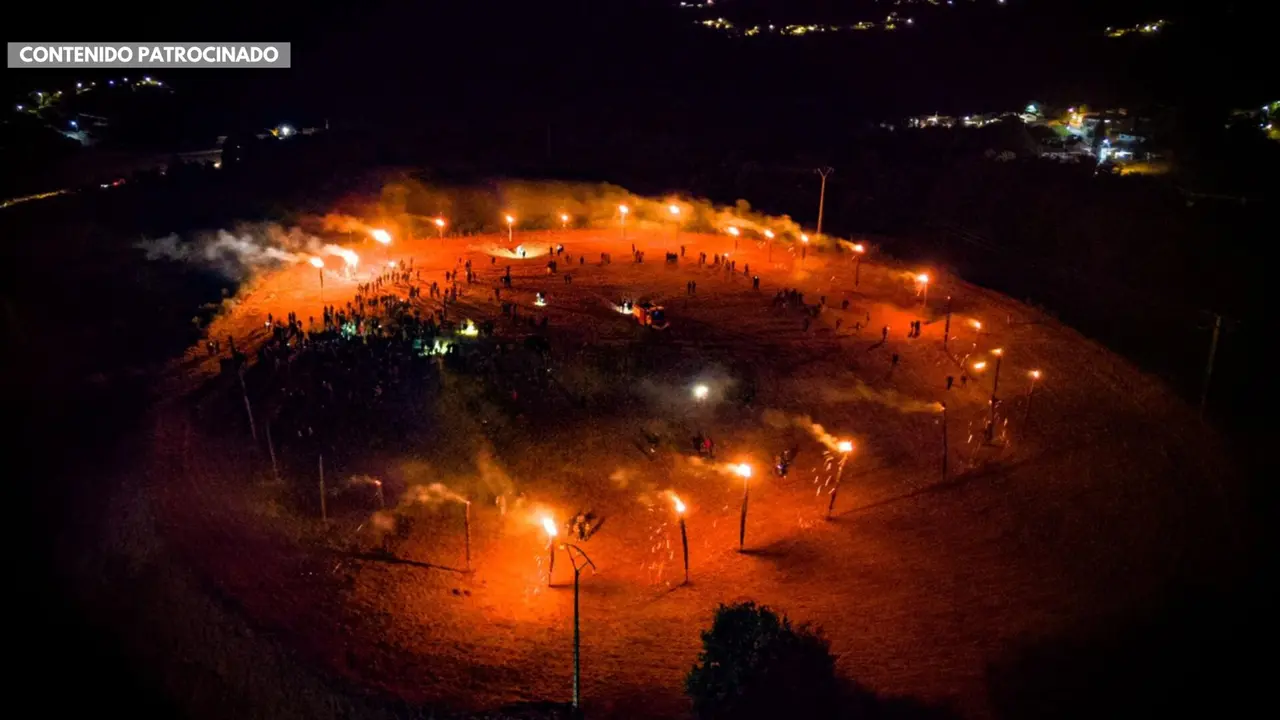 Queima das Fachas 2024 en el barrio de Castelo de Taboada. EP