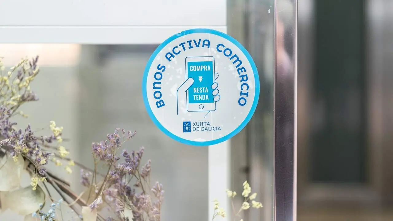 Bonos Activa Comercio. DAVID CABEZ&Oacute;N