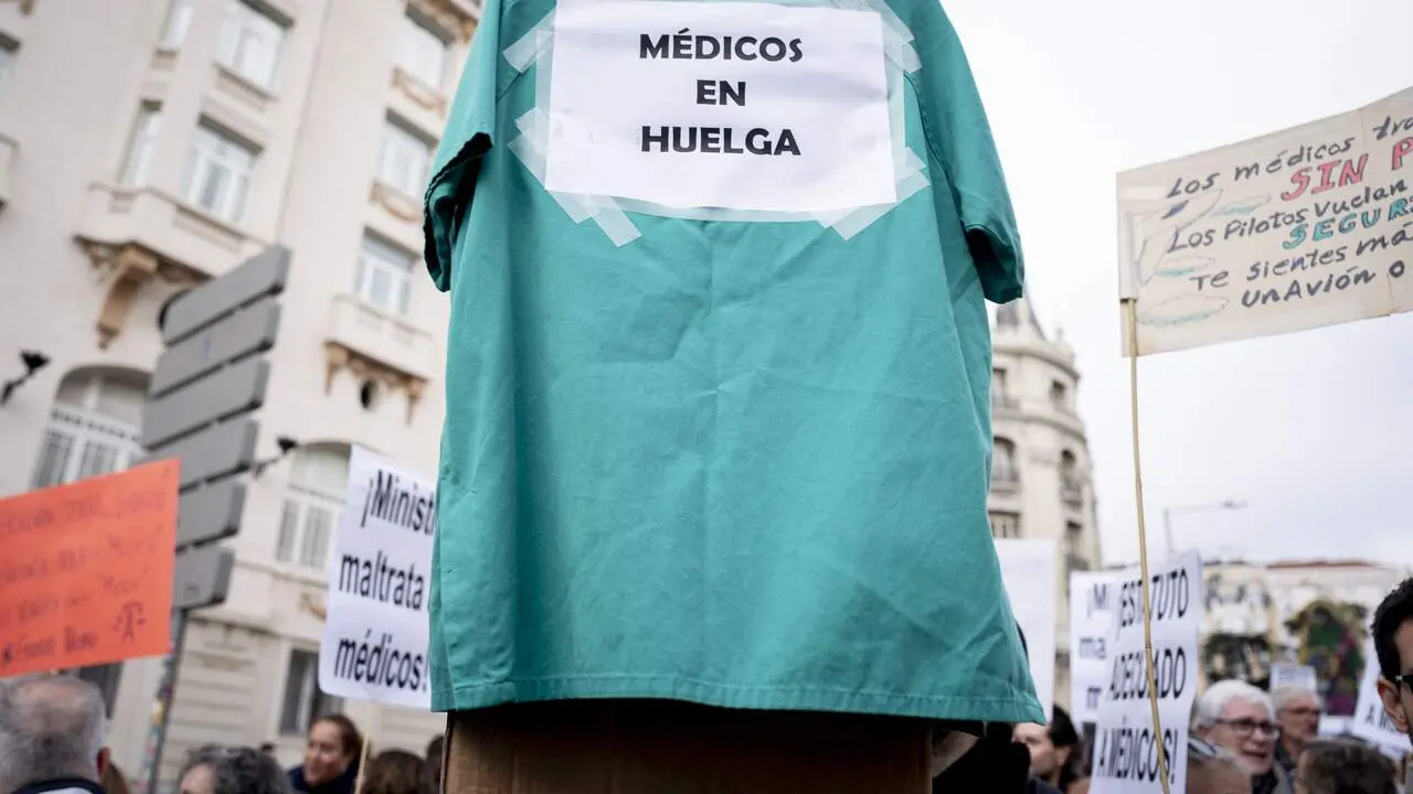 Protesta de m&eacute;dicos el pasado enero. EUROPA PRESS