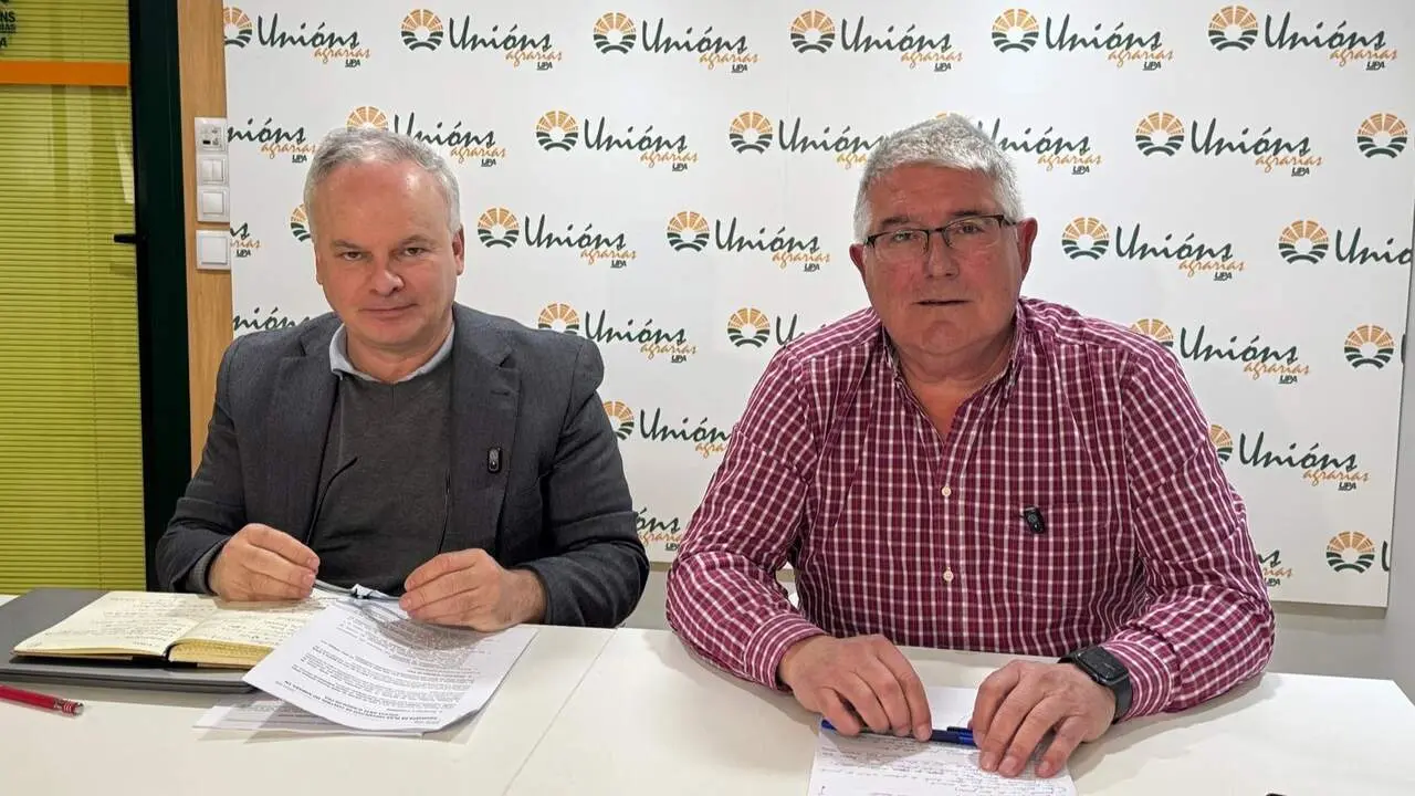 Jacobo Feijo&oacute; y F&eacute;lix Porto durante la presentaci&oacute;n del plan. EP