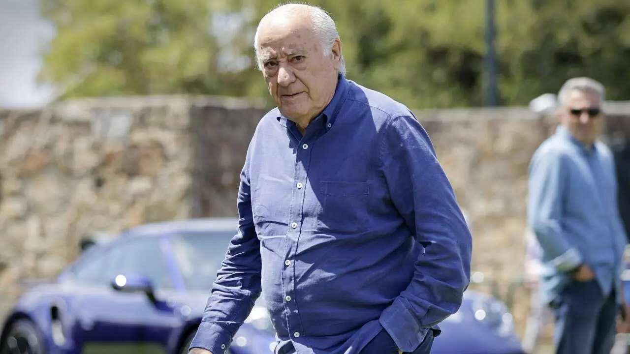 Amancio Ortega en A Coru&ntilde;a en 2023. CABALAR (EFE)