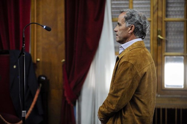 El acusado por un apuñalamiento en A Teixeira, durante el juicio