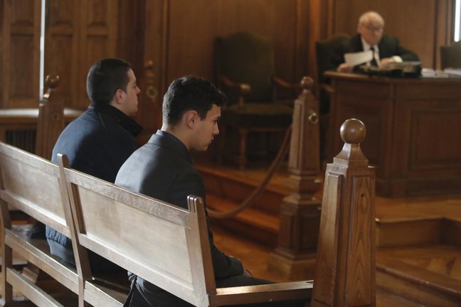 Breogán F.T y Angel G.A , este jueves durante el juicio en el que se les acusa de agredir sexualmente a una chica en Lalín