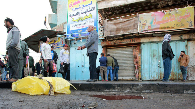 Escenario de un doble atentado suicida perpetrado en el centro de Bagdad. EFE