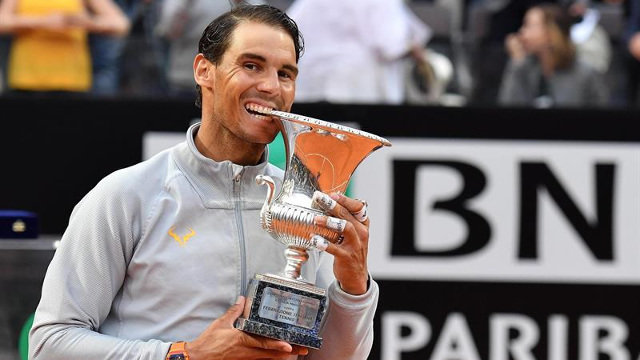 Rafa Nadal celebra su título en Roma. EFE