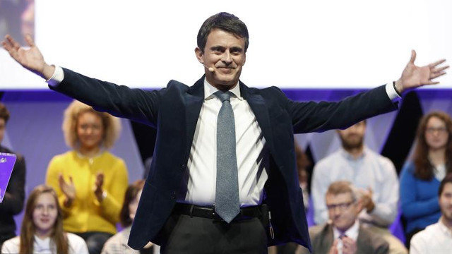 Manuel Valls. ANDREU DALMAU (EFE)