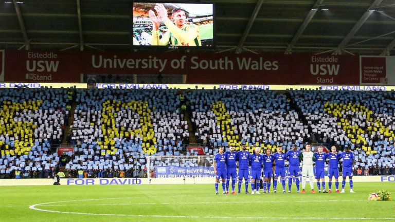 Homenaje del Cardiff a Emiliano Sala. TWITTER