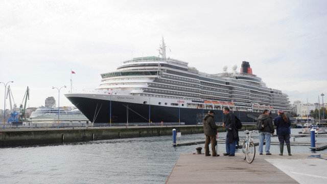 O Queen Vitoria despediu a tempada de cruceiros de 2018 en Galicia cunha escala o pasado 22 de decembro no porto de Vigo. AEP