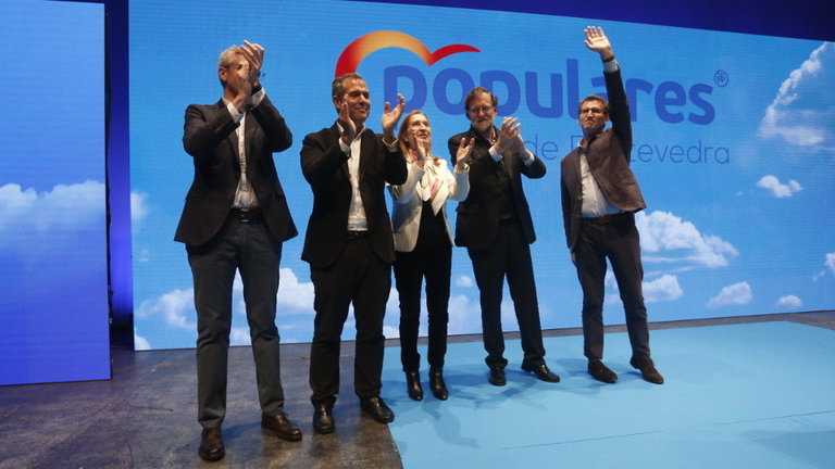 Alfonso Rueda, Rafa Domínguez, Ana Pastor, Mariano Rajoy y Alberto Núñez Feijóo. JAVIER CERVERA-MERCADILLO