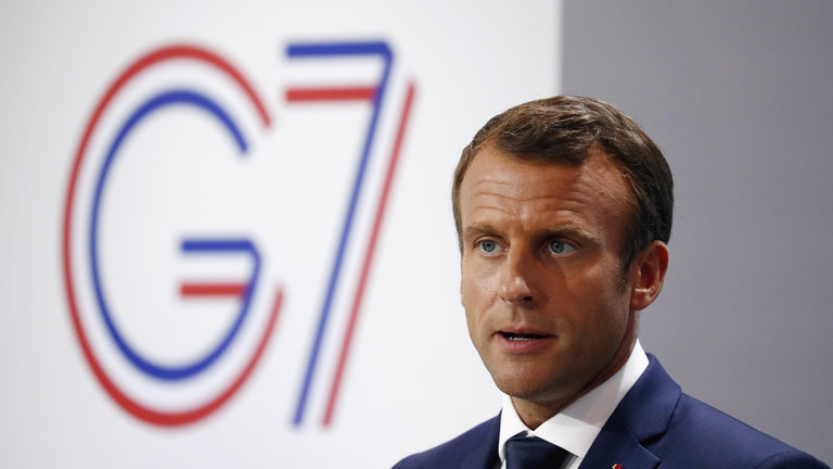 O presidente francés, Emmanuel Macron, no cume do G7 en Biarritz. IAN LANGSDON (EFE/EPA)